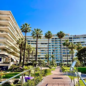 Agence Des Résidences - Privés Du Grand - Superieur Appartement